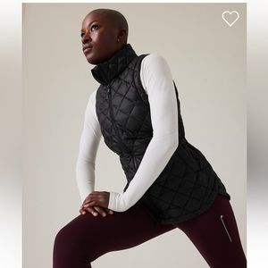 GUC Sz med whisper featherless vest in black